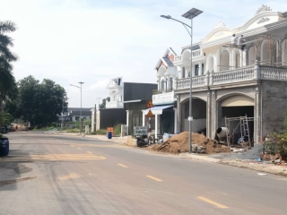 Chuyên gia dự báo về chu kì sốt đất nền